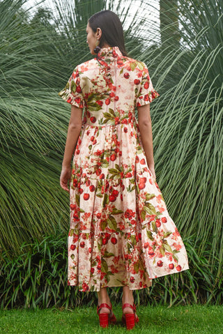 Frillaxed – Cherry | Coop