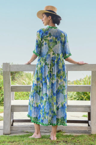 Don't Make Waves Dress – Hydrangea | Curate