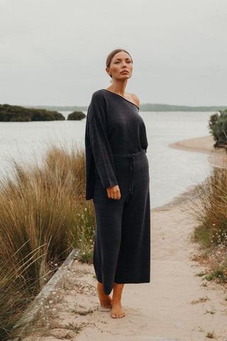 Retreat Cotton Twist Pullover – Deep Ocean | Talamaya