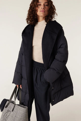 Henderson Puffer - Navy | Cable Melbourne