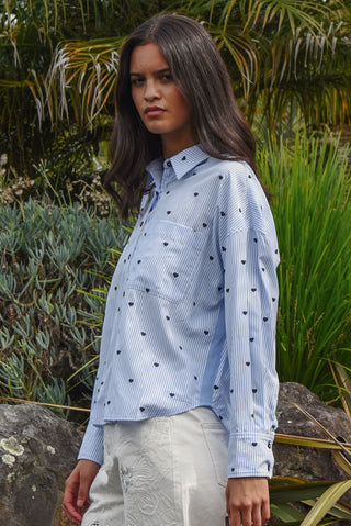 Heart Line Shirt – Blue | Coop