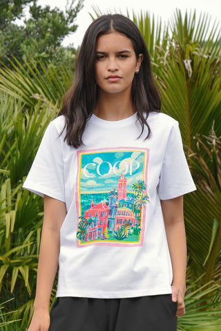 Postcard Perfect T-Shirt – White | Coop