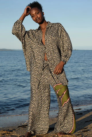 Take Your Lead Pant - Leopard