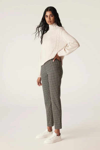 Cable | Liv Houndstooth Pant | Black Camel