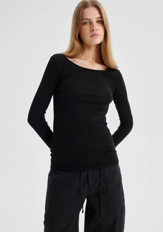 Morri Merino Round Neck - Black | Morrison