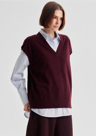 Oxford Merino Knit Vest - Pinot | Morrison