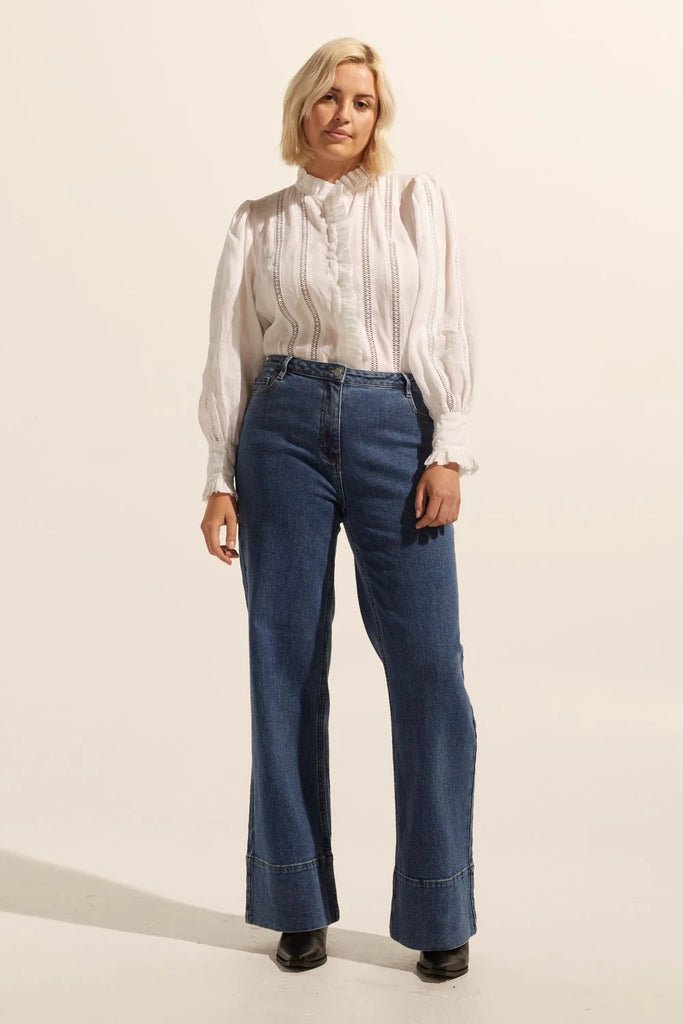 Zoe Kratzmann | Magnet Jean | Mid Wash Denim