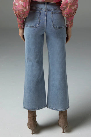 Zoe Kratzmann - Surrender Jean - Washed Denim