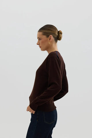 Classic V Neck Sweater - Chocolate | Iris & Wool